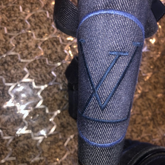 Louis Vuitton heels - Picture 3 of 7